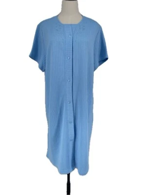 Nuevo con etiquetas Camisón Miss Elaine Bordado Manga Corta Frente a Presión Azul 1X Plus Foto 1 de 4