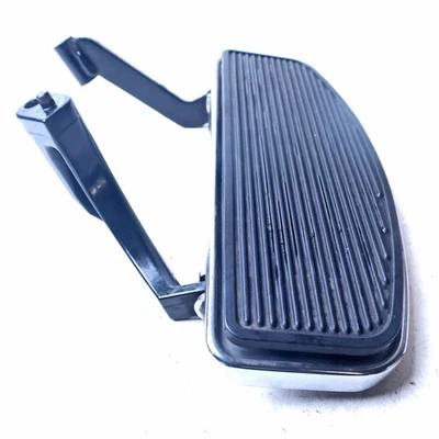 Harley-Davidson Road King 2017 reposapiés delantero izquierdo FLHR - 50518-09 Foto 1 de 4