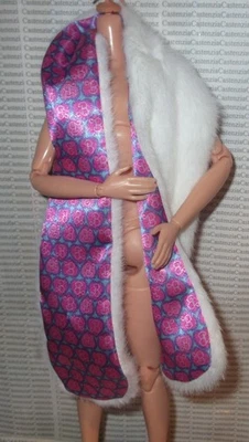 MUÑECA BARBIE ESTOLA ROSA ESTRENO MODELO MUSA B LOGO PIEL BUFANDA BOA ESTOLA ENCOGERSE DE HOMBROS Foto 1 de 4