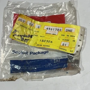 NOS GM #  4961780 A/C DELCO WINDSHIELD WIPER LINK SOCKET REPAIR KIT (B6) - Picture 1 of 2