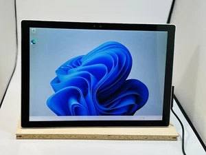 Microsoft Surface Pro 4 i5 6th 2.4 ghz 8gb/256 gb ssd read description BAD BATT - Picture 1 of 17