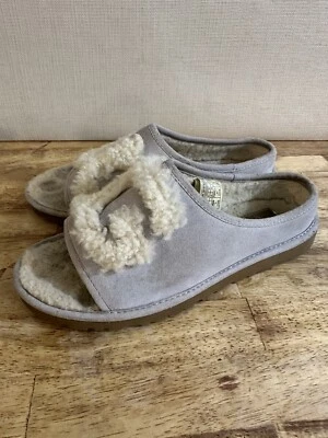 UGG LOGO Sheepskin Slide Slippers Lavender US 7 UK 5.5 - Image 1 of 4