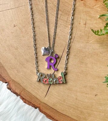 Collar Corazón Princesa Parques Disney Nombre Inicial "R" Rachel Mickey Head Púrpura Foto 1 de 4