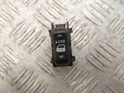 PONTIAC VIBE Estate 2005 Central locking switch - Image 1 of 4