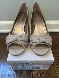 NEW BCBGeneration Women's Shoes Sandstone Patent / Suede Wedge Heels Size 8.5 M - Picture 1 of 10