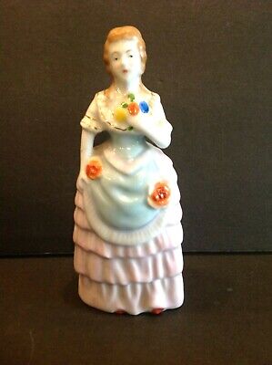 ANTIQUE MADE IN OCCUPIED JAPAN PORCELAIN FIGURINE Of A COLONIAL WOMAN • 11.99$