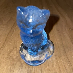 Boyd Crystal Art Glass "Kitten on Pillow" WILLOW BLUE Cat - Picture 1 of 6