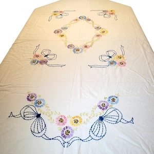 Vintage Handmade Bedspread Embroidered Floral 72x80 Fringe Edges - Picture 1 of 13
