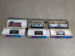 Roundhouse HO Train Cars Lot of 6 READ DESCRIPTION - Picture 1 of 22