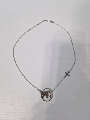 Collana Catena Lunga Viaggi Mondo Aereo Acciaio Color Argento Catenella Pendolo - Immagine 1 di 4