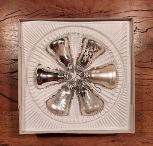 6 Glocken Weihnachtsschmuck ~ Feinster Glasschmuck ca. 50 Jahre alt - Bild 1 von 15