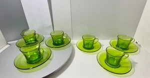 Vintage French Green Duralex Set of 6 Cups & Saucers For Espresso Coffee Or Tea - Bild 1 von 6