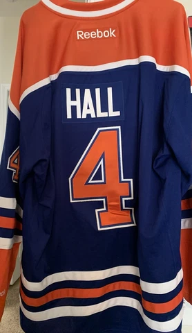 Edmonton Oilers Jersey. Taylor Hall Jersey Cover
