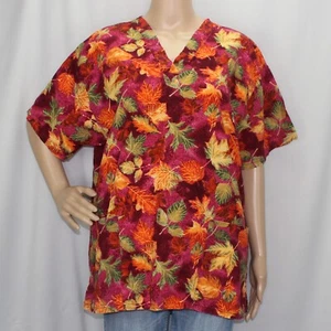 Blusa Médica Uniforme Peaches Otoño Manga Corta Rosa con Hojas de Otoño - Imagen 1 de 9