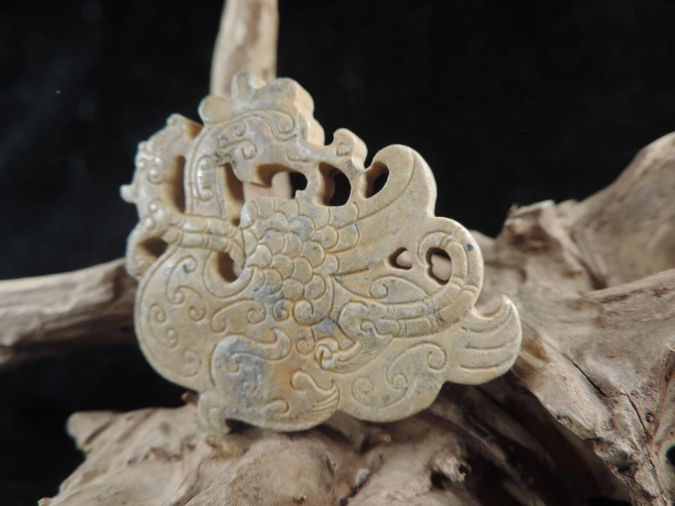 Antigua escultura china de jade de naturaleza colgante de estatua de fénix Foto 1 de 4