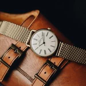 ¡NUEVO! Reloj de pulsera Luch vintage soviético unisex años 80, nuevo stock antiguo - Imagen 1 de 4