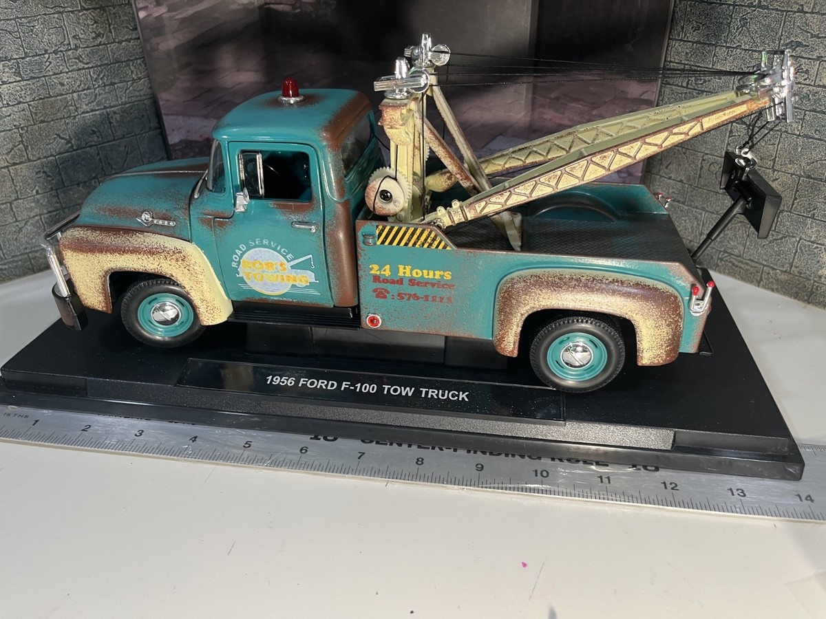 1956 Ford F-100 Tow Truck 1/18スケール レッカー車 1956 Ford F-100 Tow Truck 1/18スケール レッカー車 - メルカリ