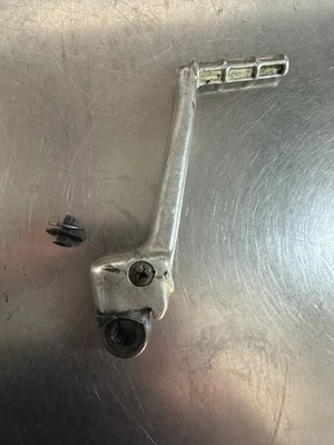 Kawasaki KX125 1990 1991 OEM motor palanca de arranque KX 125 OEM pateador genuino Foto 1 de 4