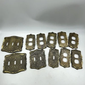 Vtg Amerock Carriage House Lot Of 11 Brass Tone Wall Plates 4 Switch 7 Outlet - Bild 1 von 4