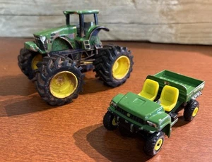 Trattore John Deere Mini Monster Treads "Muddy Version", John Deere Gator!! - Foto 1 di 16