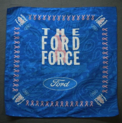 The Ford Force Breast Cancer fita rosa bandana padrão paisley 21" x 21" - Imagem 1 de 4