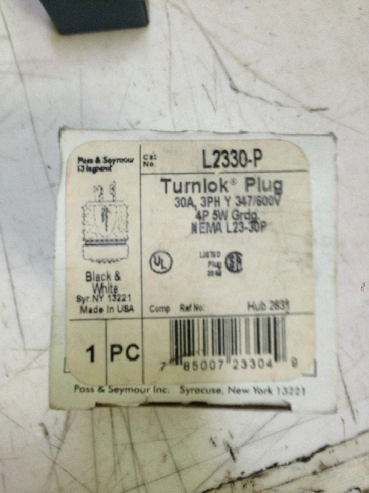 1 PASS & SEYMOUR L2330-P ENCHUFE TURNLOK Foto 1 de 3