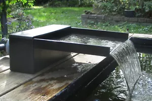 WASSERFALL für Teich/Bachlauf 39cm , Lippe 30cm , Anschluss 75mm - Bild 1 von 4