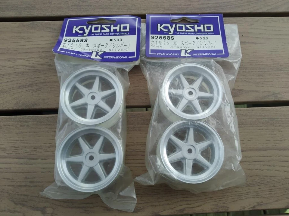 4 roues Kyosho Nostalgique Ford GT40 92558S (vintage rc 1/10 1/9.8 tamiya hpi) - Photo 1/2