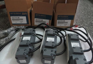 Servomotor Mitsubishi HA-FH13B HAFH13B nuevo entrega 2-5 días - Imagen 1 de 1