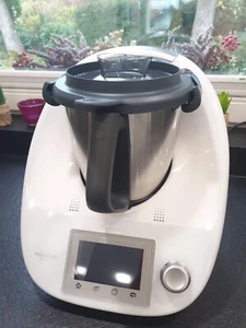 Thermomix TM 5 inklusive Zubehör und mit 2. Mixtopf und Cook-Key in Top-Zustand - Bild 1 von 7