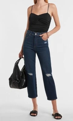 Nuevo con etiquetas Body Express Body Contorno Compresión Acanalado Con Sujetador Copas Pequeño S Foto 1 de 4