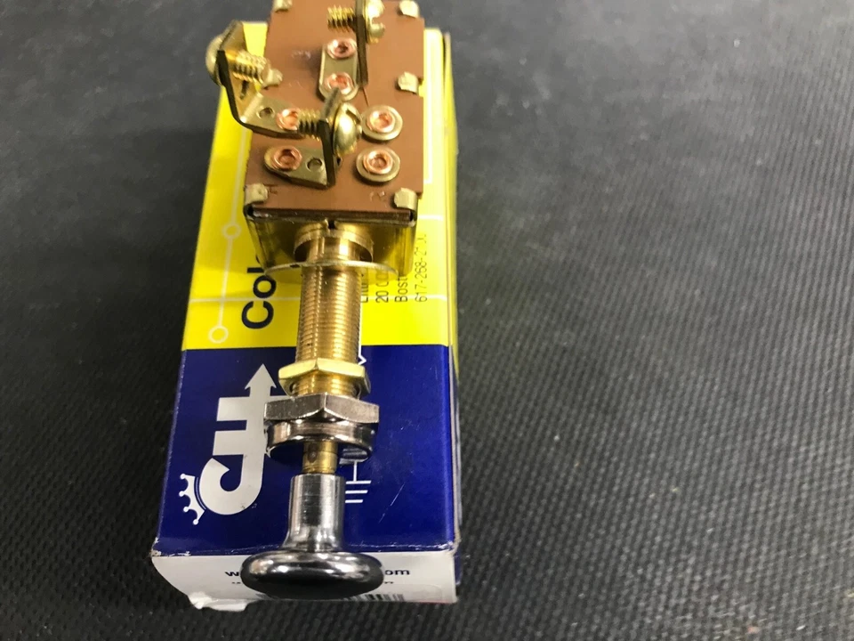 M-531 COLE HERSEE PUSH/PULL SWITCH - Image 1 of 1