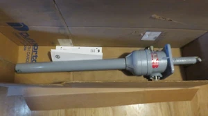 Actuador de tornillo de bola de traducción de 5 toneladas Duff Norton M10804-193B invertido 23" extendido - Imagen 1 de 12