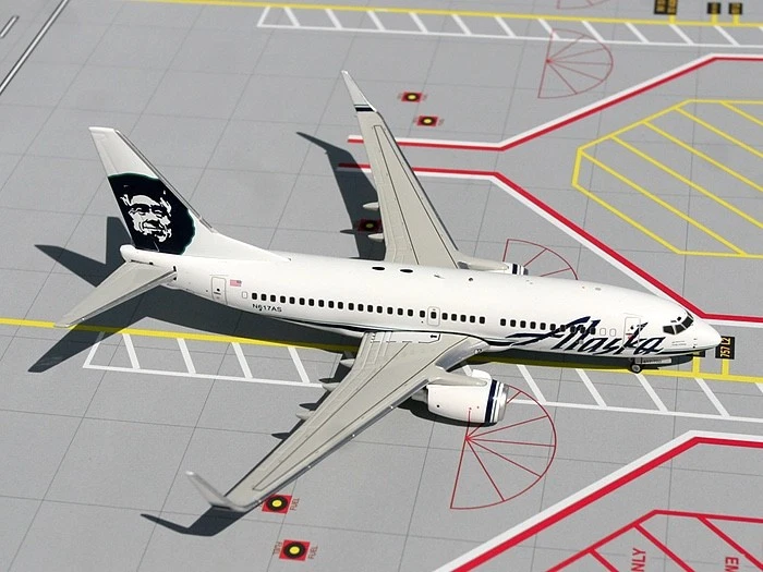 Gemini Jets 1/200 Alaska Airlines Boeing 737-700 N617AS G2ASA010 Foto 1 de 1