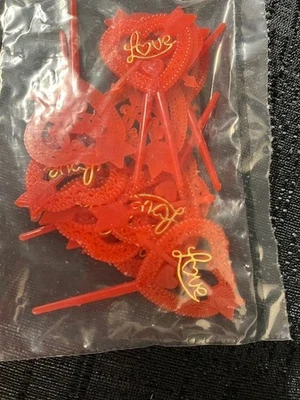 Selecciones de cupcakes temáticas de San Valentín, 12 ct / TODO ROJO / NUEVO Foto 1 de 4