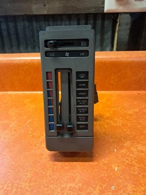 1988-1994 Chevy GMC S10, S10-Blazer S-15 Jimmy Manual HVAC Temp Climate Control - Image 1 of 4