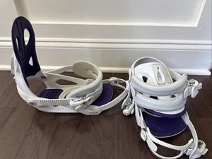 Roxy Viva Attacchi Snowboard Donna 2022 - Bianco e Viola - Foto 1 di 3