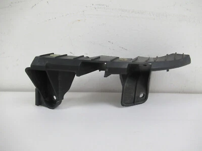 Seat Leon II 2 1P 09-12 Retainer Bumper Rear Right 1P0807378 - Image 1 of 4