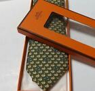 HERMES Necktie Tie moss green duck pattern 100% Silk made in France K711