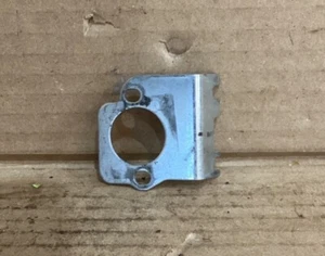 Pièce détachée tronçonneuse à injection d'air Husqvarna 41 530036369 SEAL,ADMISSION D'AIR 36/41 - Photo 1/3