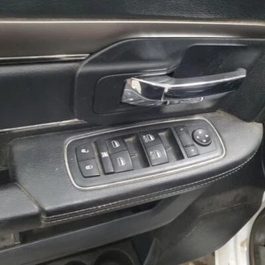 Driver Front Door Switch Classic Style Fits 16-20 DODGE 1500 PICKUP 1042168 - Bild 1 von 12
