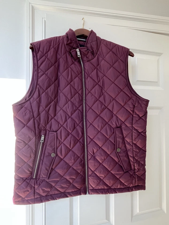 Men’s Quilted Vest Sz M - Image 1 of 1