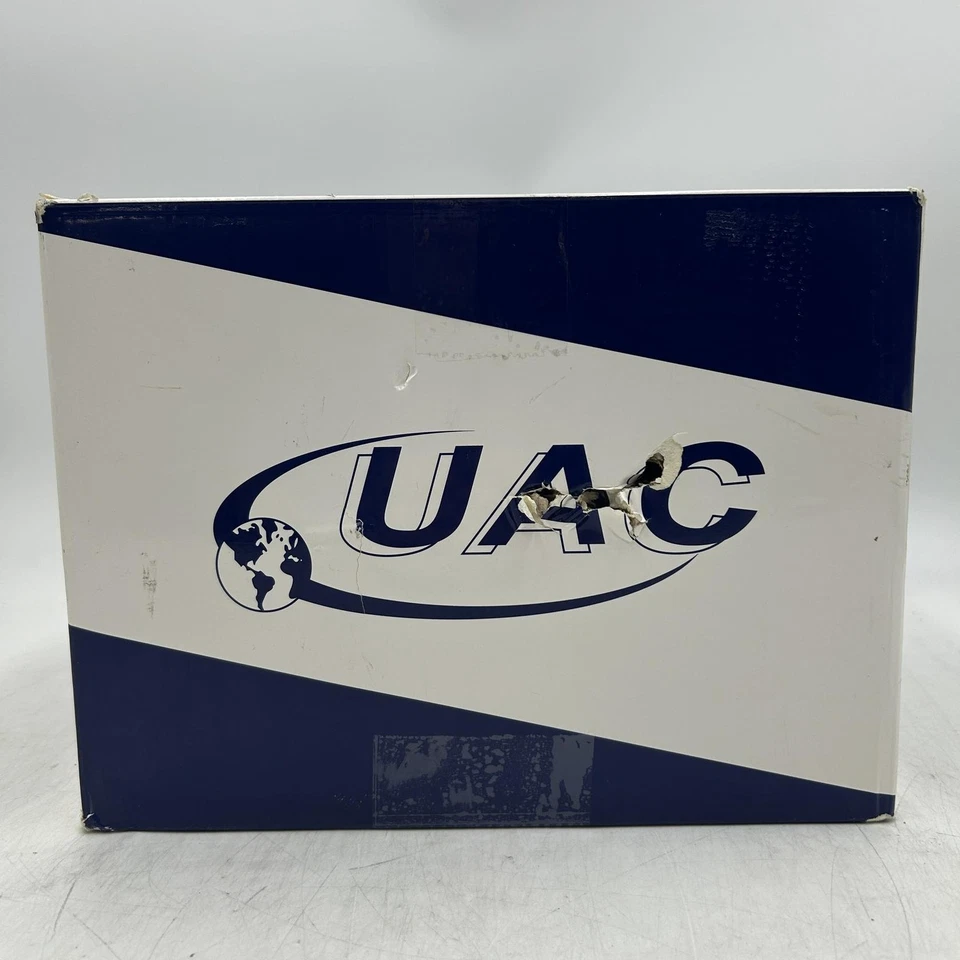 UAC CO 11146C A/C Compressor - Image 1 of 4