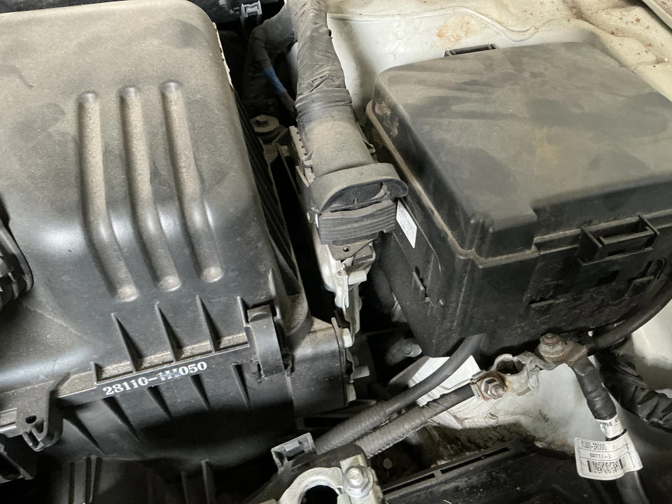 Centralina motore Hyundai i30 (FD) 1.4 80kW 109cv - Immagine 1 di 1