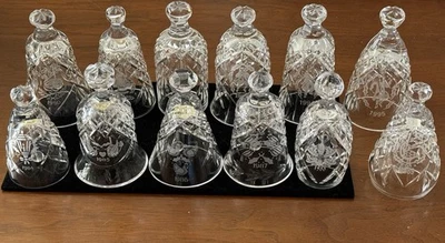 Juego completo de campanas de Navidad de cristal Waterford de 1984-1995 como nuevas Foto 1 de 4