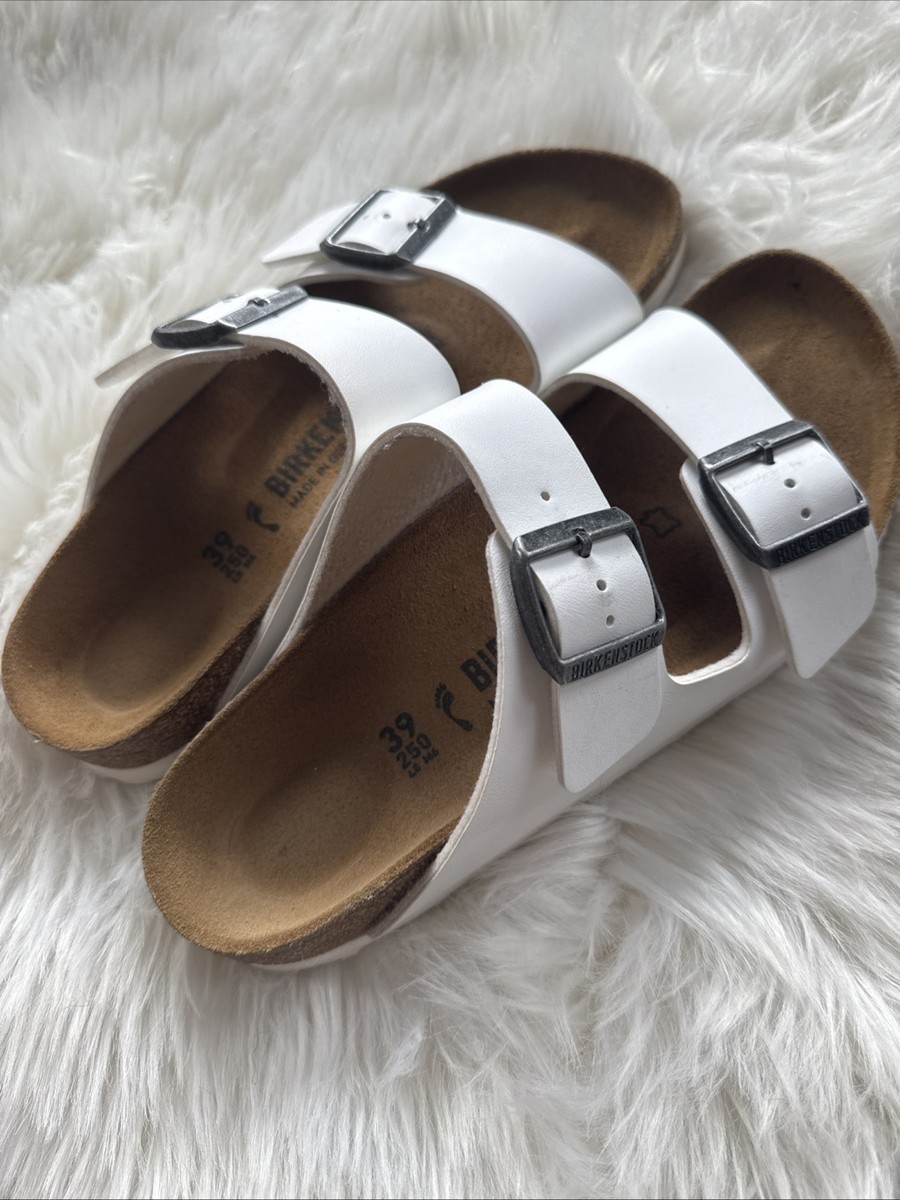 【新品未使用】BIRKENSTOCK ARIZONA ホワイト サイズ39 1026823-2.jpg?v=1705695252&