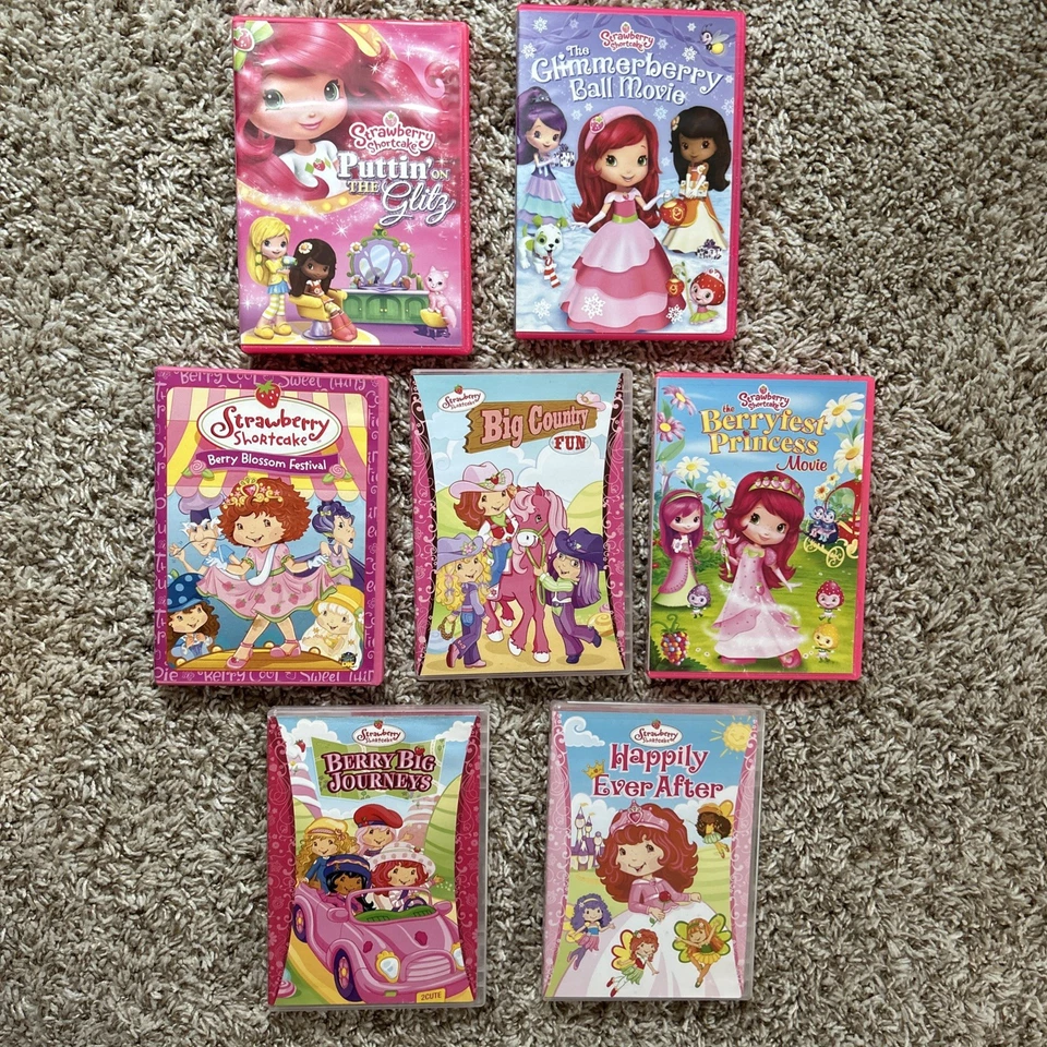 Lot of 7 Strawberry Shortcake DVDs Puttin On The Glitz, Berryfest Princess &More - Imagem 1 de 4