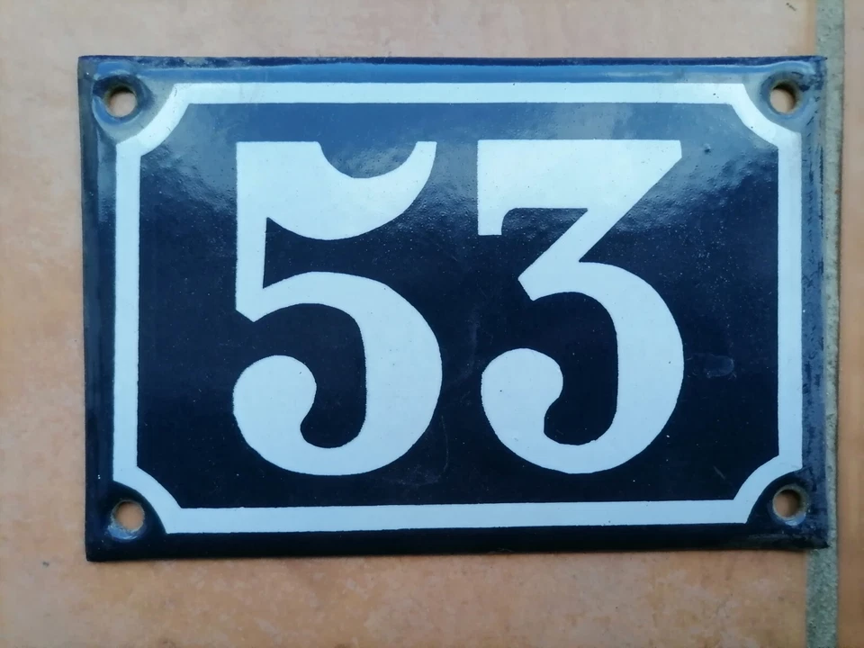 ancienne plaque émaillée  de maison rue n° 53 - Photo 1/1