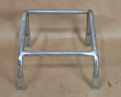 Nuevo NOS 1983-1985 Honda ATC 200X ATC200X Protector de luz delantera cromo manchado Foto 1 de 4