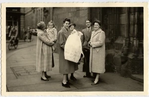 Ritratto Famille Ruote da Officina Chiesa Battesimo - Antica Foto An. 1950 60 - Picture 1 of 1
